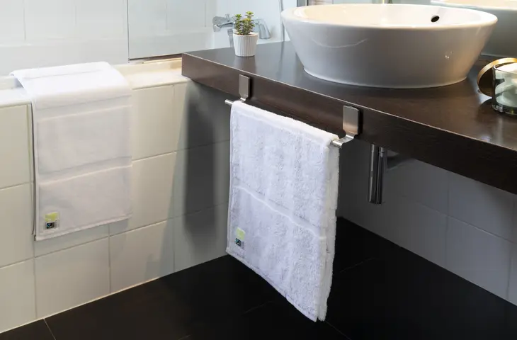 Bio's Fair hand towel