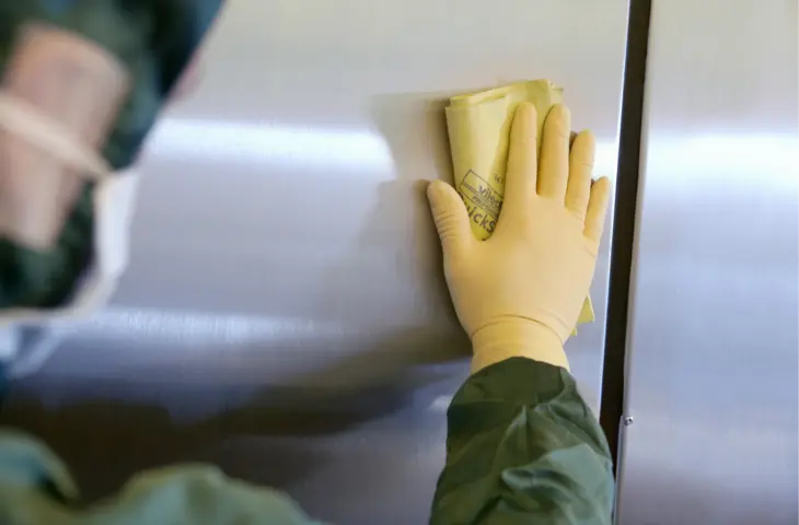 Wipes for cleanroom